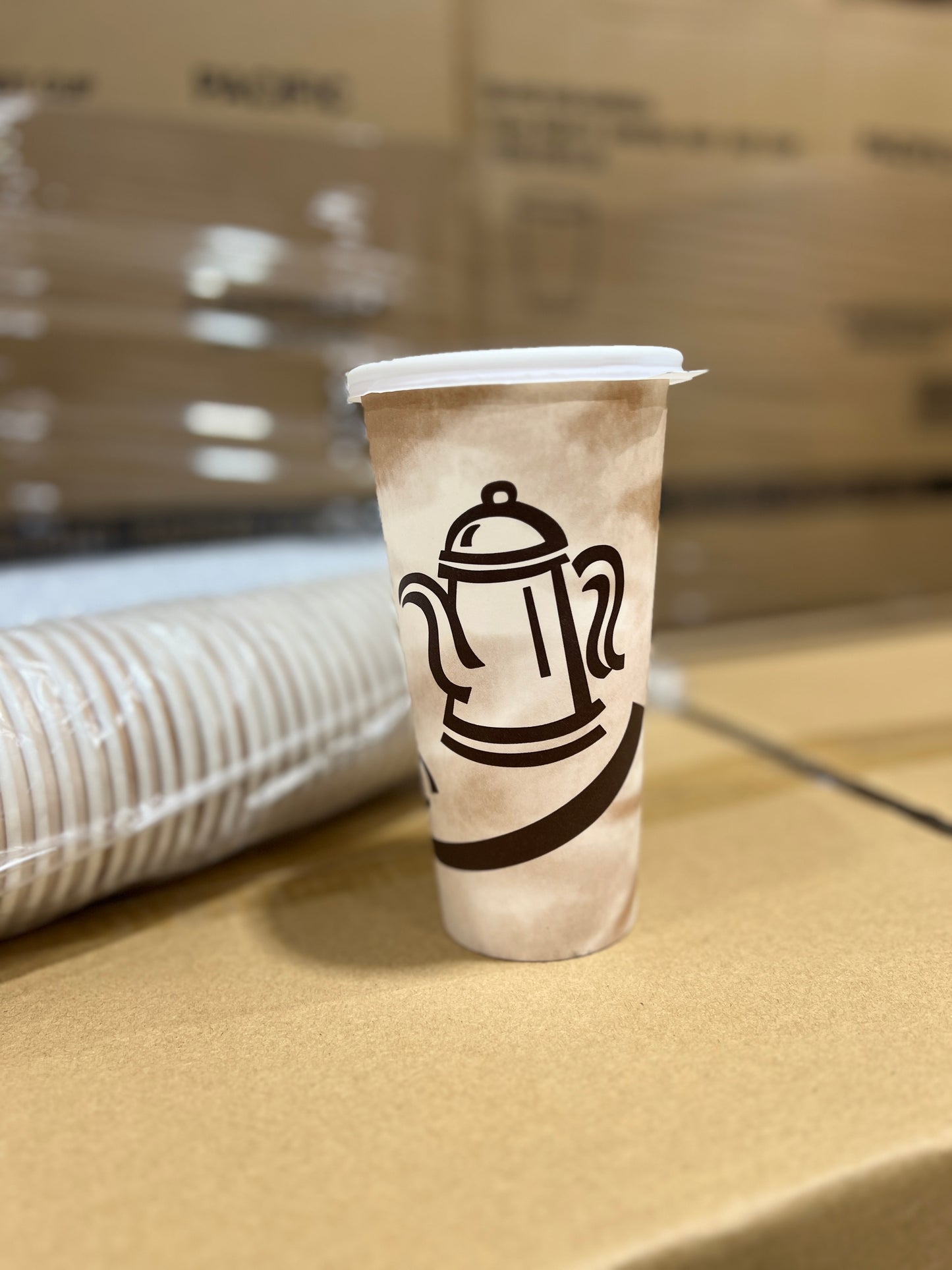Paper Cups 10oz 12oz 16oz 20oz 1000 Pack for Coffee & Tea Made in USA | Bulk 1000 Count for Home, Office, Restaurants & Parties | Recyclable Disposable 8 Ounce To-Go Cups for Hot Drinks